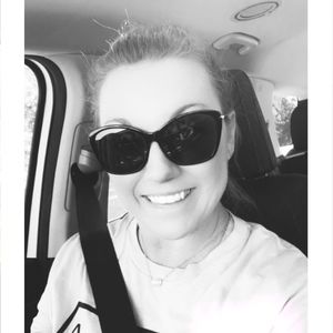 Meet your Posher, Suzanne